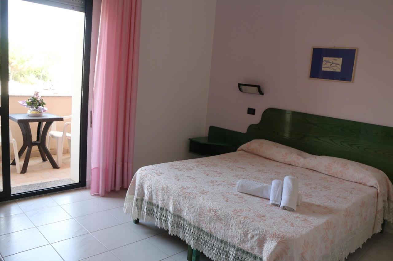 Hotel Mater Mediterranea Senorbi Exterior foto