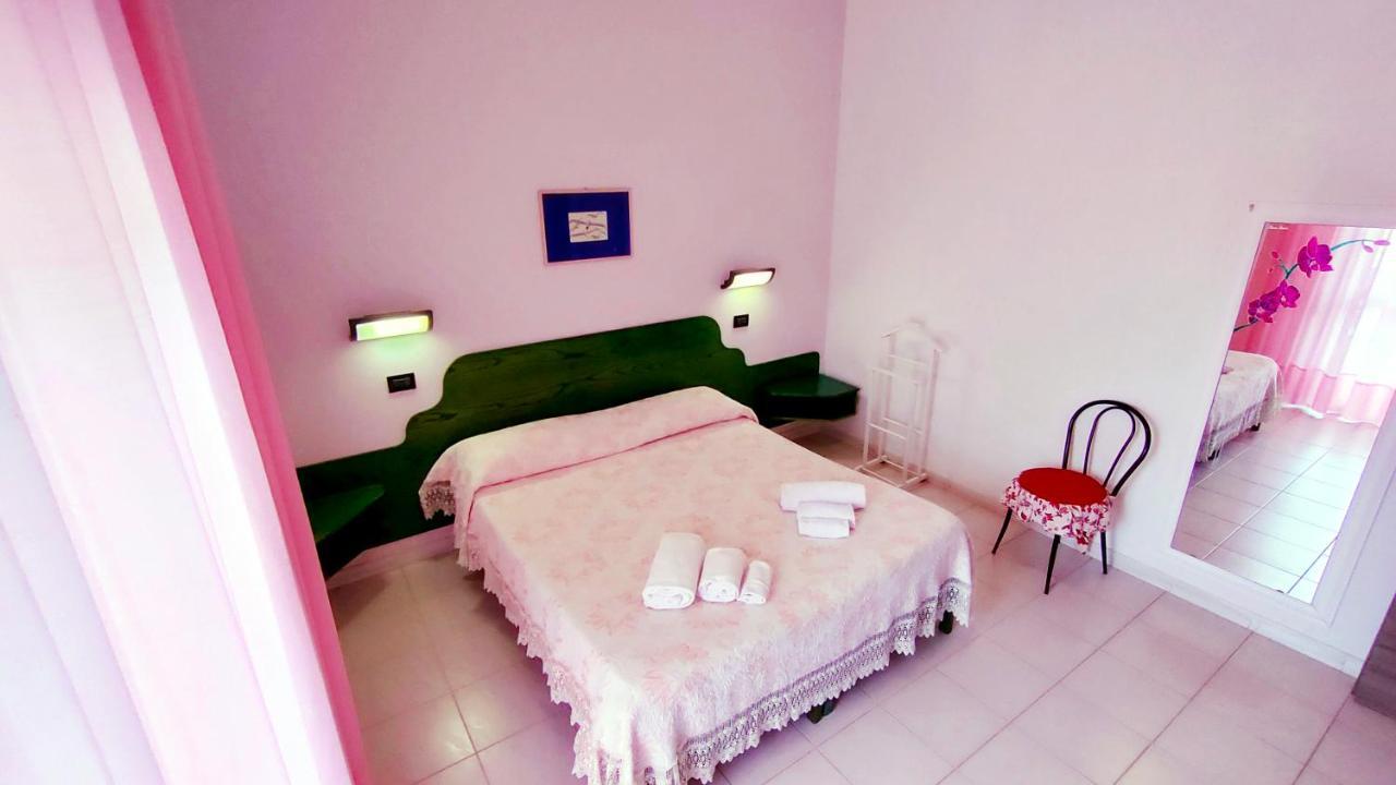 Hotel Mater Mediterranea Senorbi Exterior foto