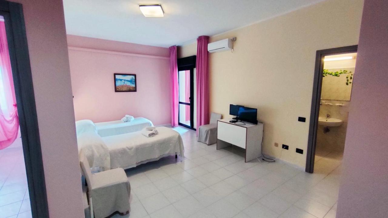 Hotel Mater Mediterranea Senorbi Exterior foto
